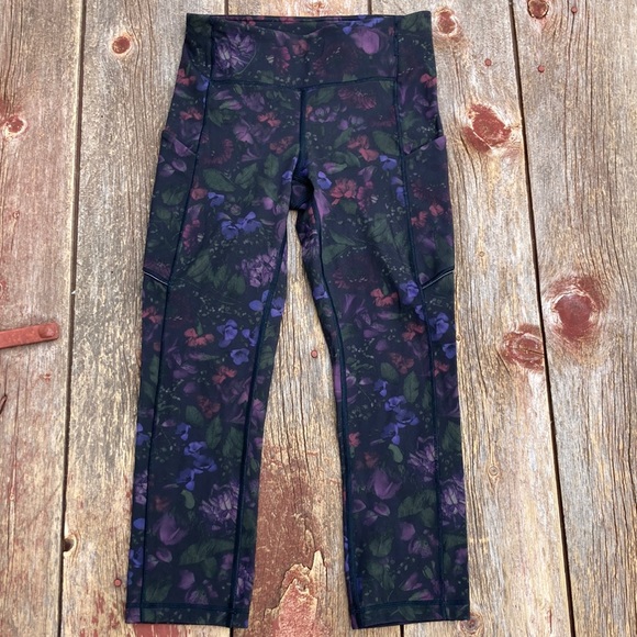 🍄 Lululemon Speed Up Crop Floral Print - Picture 2 of 14